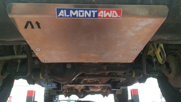 Protector Almont4wd
